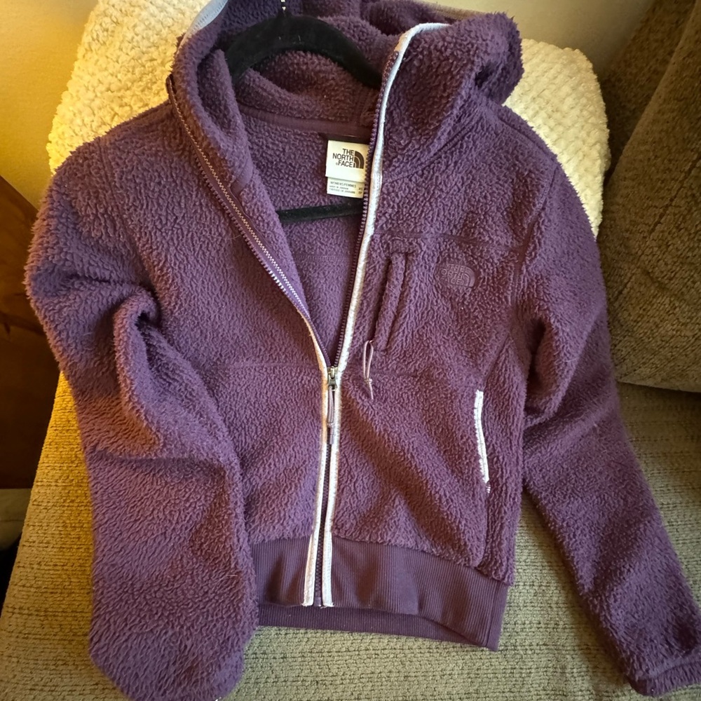 The North Face Hoodie 💜